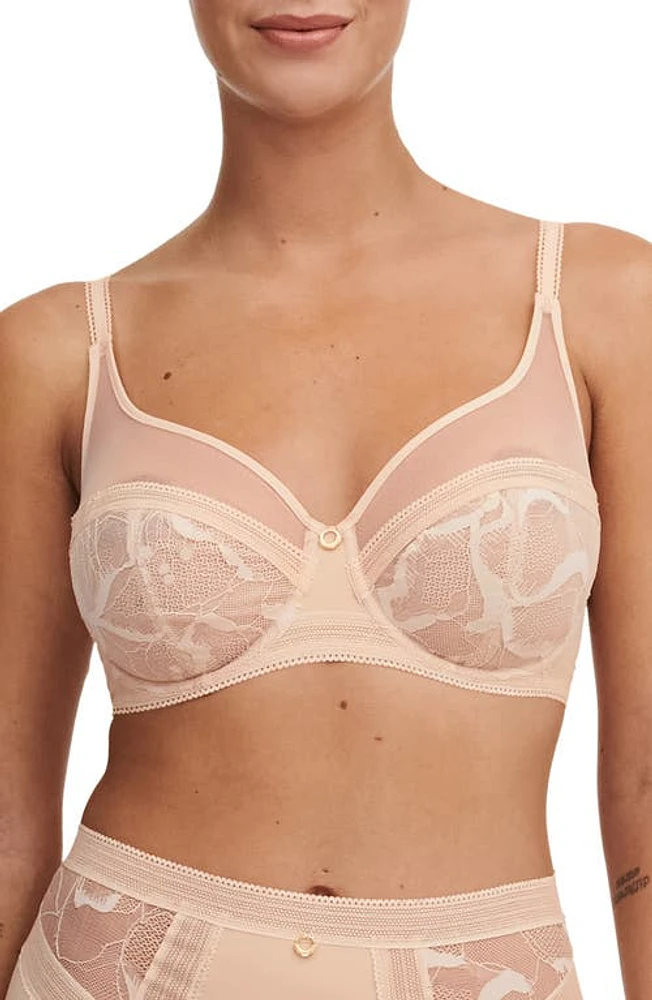 Chantelle Lingerie True Lace Underwire Bra in Beige Blush-1N at Nordstrom, Size 32H