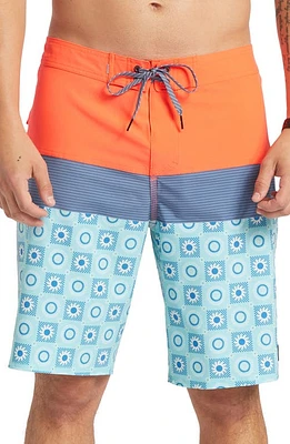 Quiksilver Surfsilk Panel 20 Board Shorts in Aqua/Fiery Coral at Nordstrom, Size 32