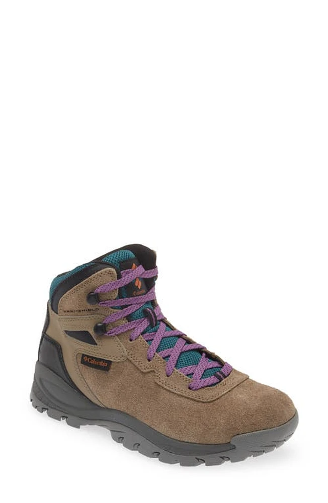 Columbia Newton Ridge BC Hiking Boot at Nordstrom,