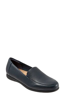 Trotters Deanna Flat Navy Leather at Nordstrom,