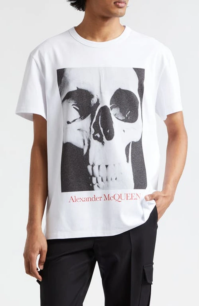 Alexander McQueen Skull Photo Graphic T-Shirt White /Black at Nordstrom,