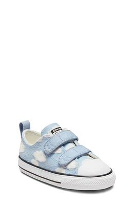 Converse Kids' Chuck Taylor All Star 2V Sneaker in Lt Armory Blue/White at Nordstrom, Size 4 M