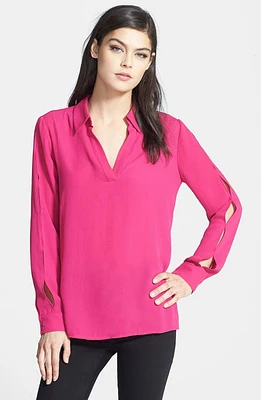 Ro & De Split Seam V-Neck Blouse in Pink Plumier at Nordstrom, Size Medium