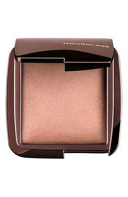 HOURGLASS Ambient Lighting Powder in Radiant Light at Nordstrom