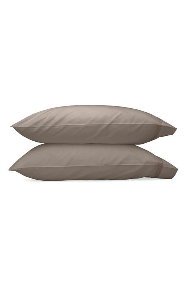 Matouk Nocturne 600 Thread Count Set of 2 Pillowcases in Mocha at Nordstrom, Size King