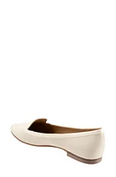 Trotters Hannah Pointed Toe Flat Ivory at Nordstrom,