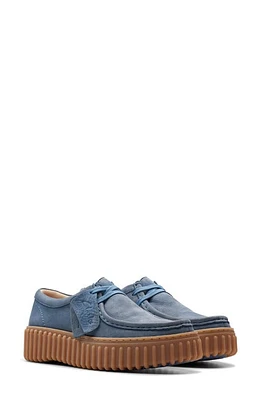 Clarks(r) Torhill Bee Chukka Sneaker Blue Nubuck at Nordstrom,