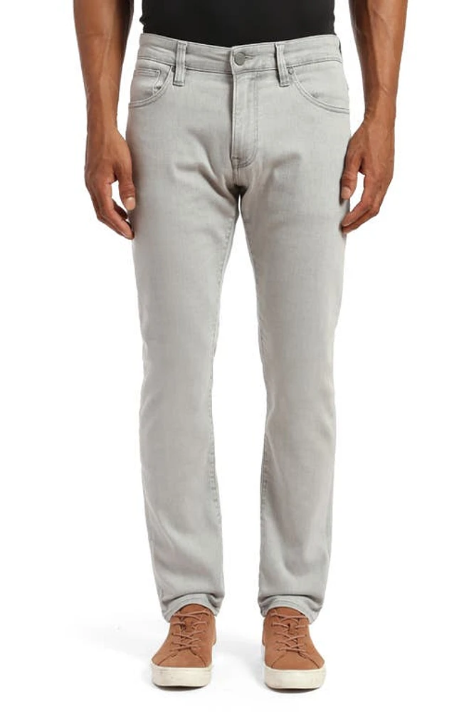 34 Heritage Courage Straight Leg Jeans Light Grey Refined at Nordstrom, X