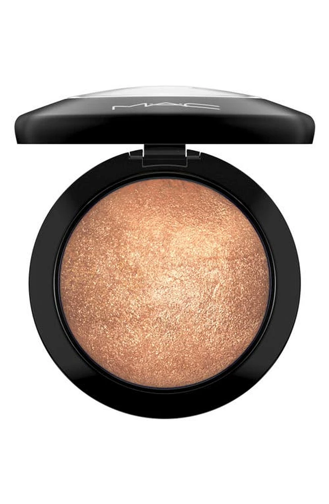 MAC Cosmetics Mineralize Skinfinish Powder Highlighter in Gold Deposit at Nordstrom