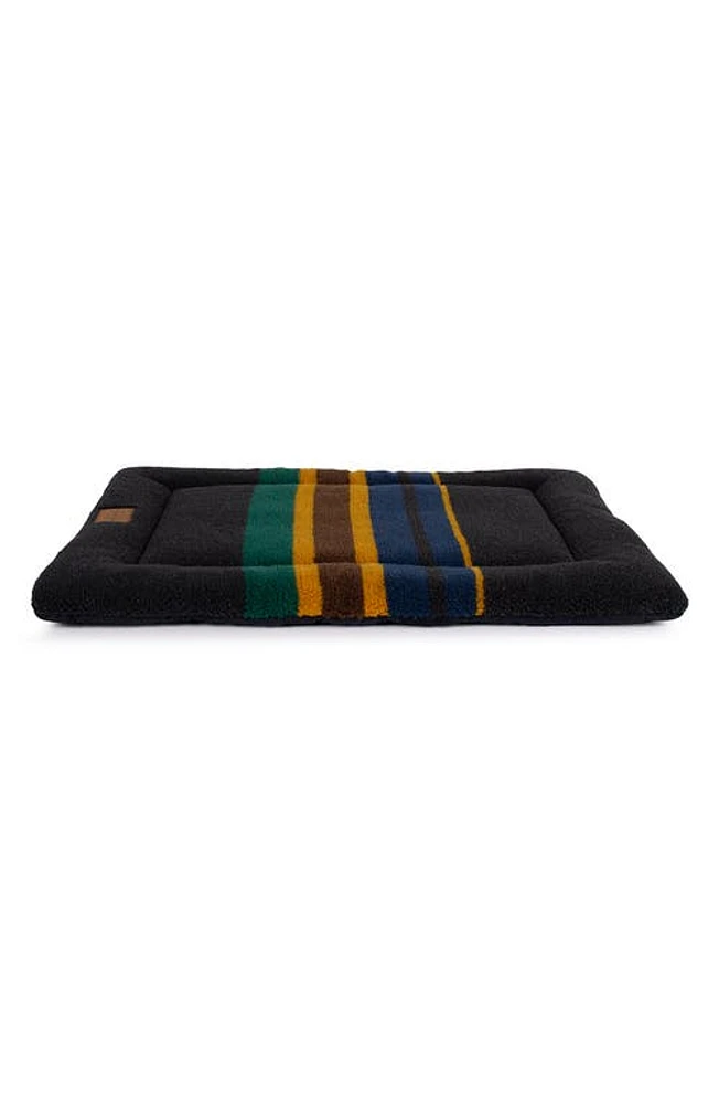 Pendleton Acadia Dog Comfort Cushion in Oxford Black at Nordstrom