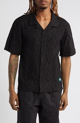 Afield Out Textured Floral Short Sleeve Cotton Button-Up Shirt at Nordstrom,