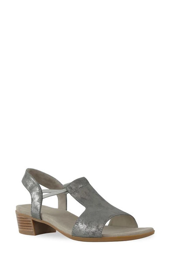 Munro Susan T-Strap Sandal Gunmetal at Nordstrom,