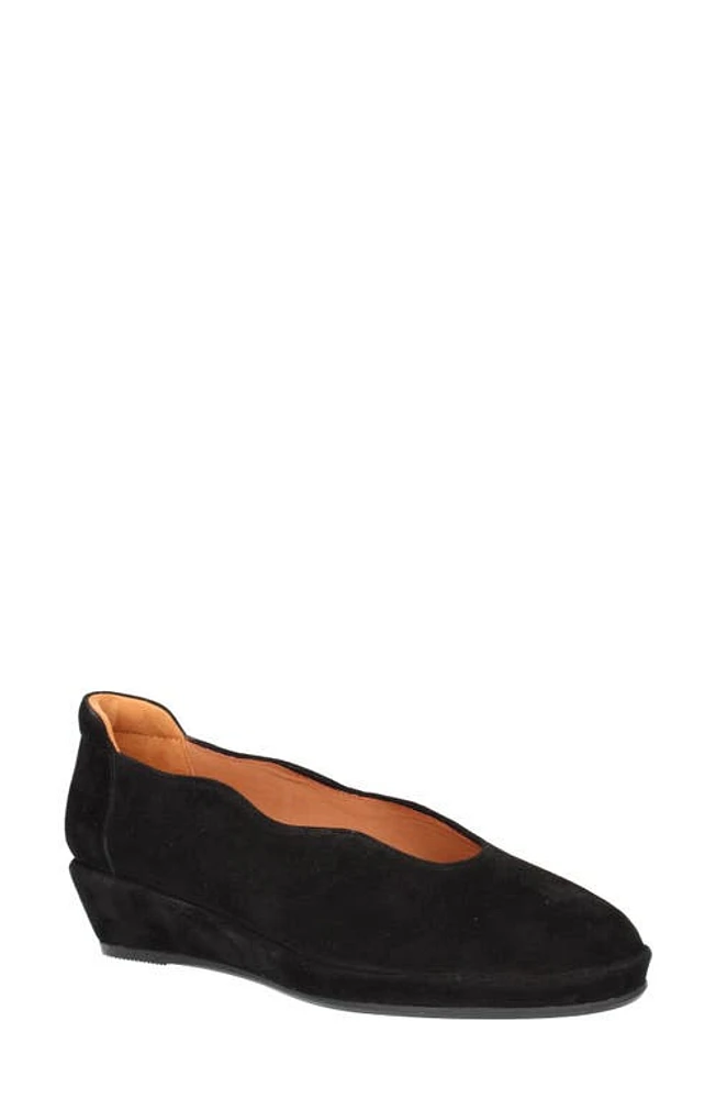 L'Amour des Pieds Bellara Round Toe Pump Black at Nordstrom,