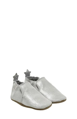 Robeez Shimmer Crib Shoe Silver at Nordstrom, Months