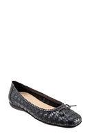 Trotters Gillian Flat Grey Metallic at Nordstrom,