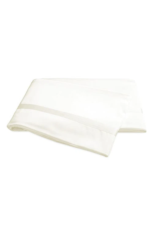 Matouk Nocturne 600 Thread Count Flat Sheet in at Nordstrom