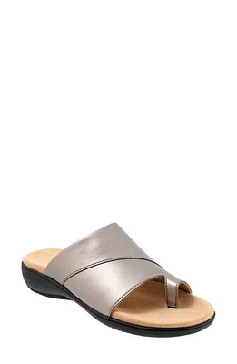 Trotters Regina Slide Sandal Pewter at Nordstrom,