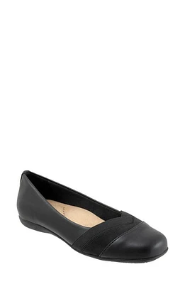 Trotters Stella Flat Black at Nordstrom,