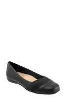 Trotters Stella Flat Black at Nordstrom,