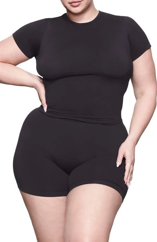 SKIMS Soft Smoothing Seamless T-Shirt at Nordstrom,