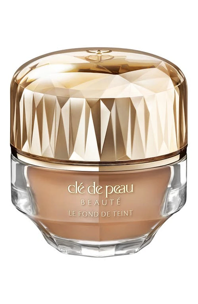 Clé de Peau Beauté The Foundation SPF 22 in O60 Deep Tan Ocher at Nordstrom