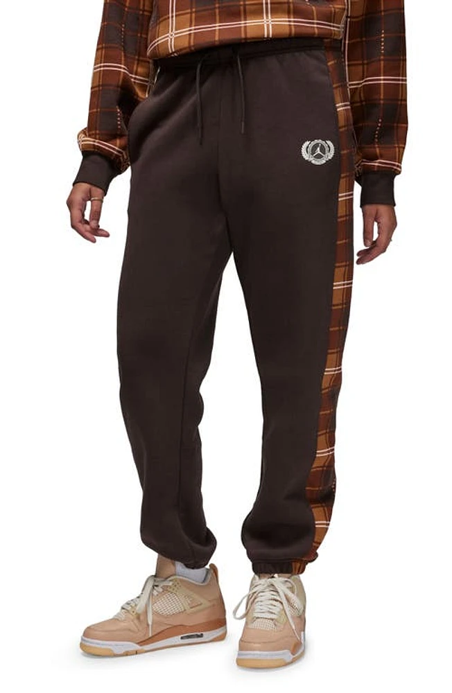 Jordan Brooklyn Plaid Fleece Sweatpants Velvet Brown/Sail at Nordstrom,