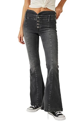 Free People After Dark Exposed Button Mid Rise Flare Jeans in Vintage Black at Nordstrom, Size 31