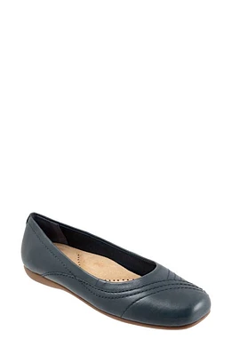 Trotters Sasha Square Toe Flat Navy at Nordstrom,