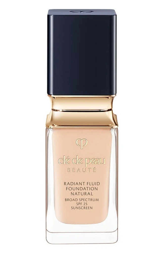 Clé de Peau Beauté Beauté Radiant Fluid Natural Foundation in I10 - Very Light Ivory at Nordstrom