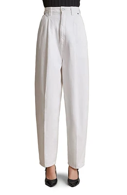 Khaite The Ashford Pleated Tapered Jeans White at Nordstrom,