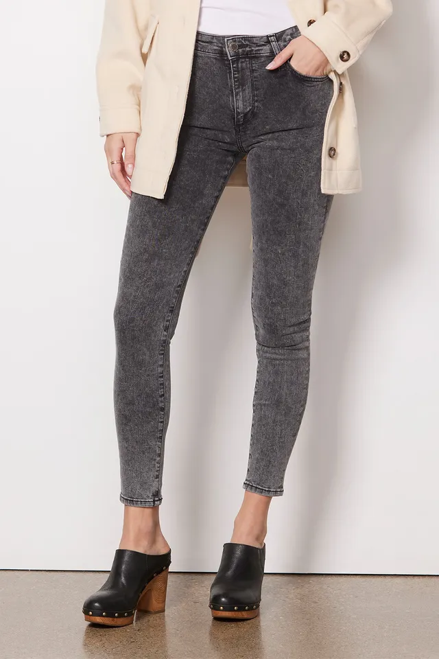 So Slimming Girlfriend Ankle Jeans - Chico's