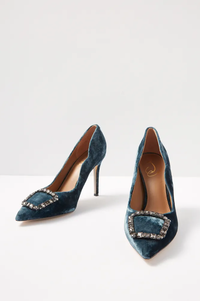 Harriett Velvet Pump