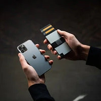 Aluminum Cardholder