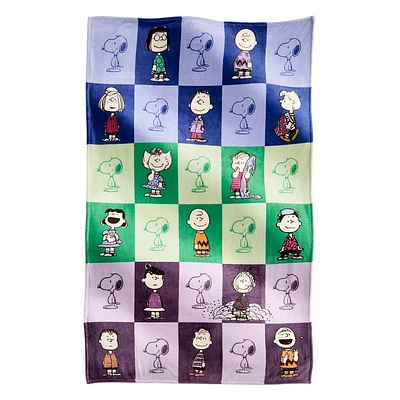 Plush Throw Blanket: Peanuts Pals Check