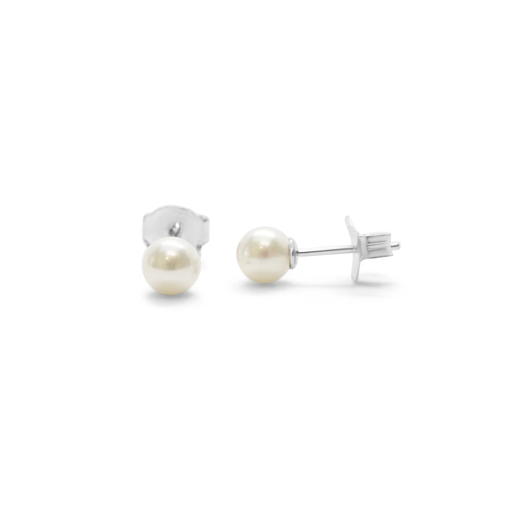 Pearl Stud Earring