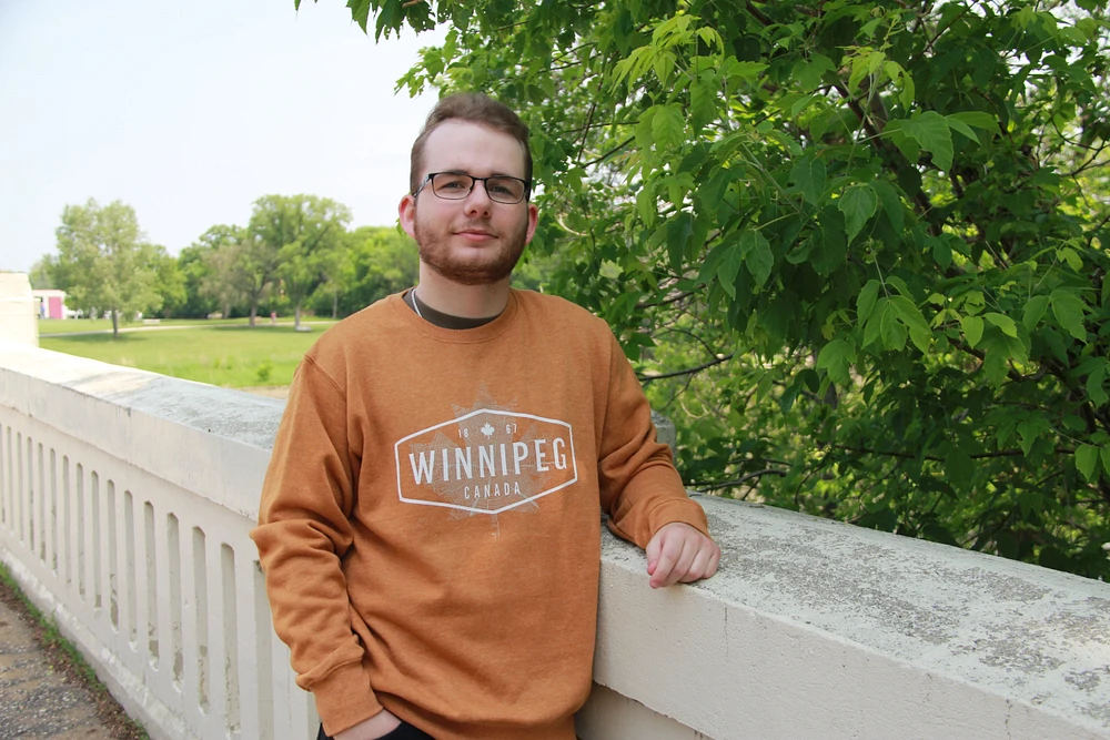 MAPLE LEAF WINNIPEG CREWNECK