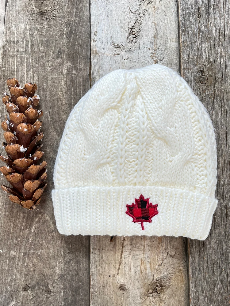 CABLE KNIT MAPLE LEAF TOQUE