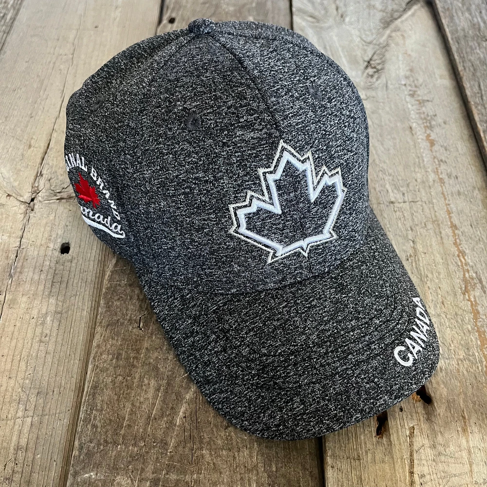 MAPLE LEAF CANADA HAT