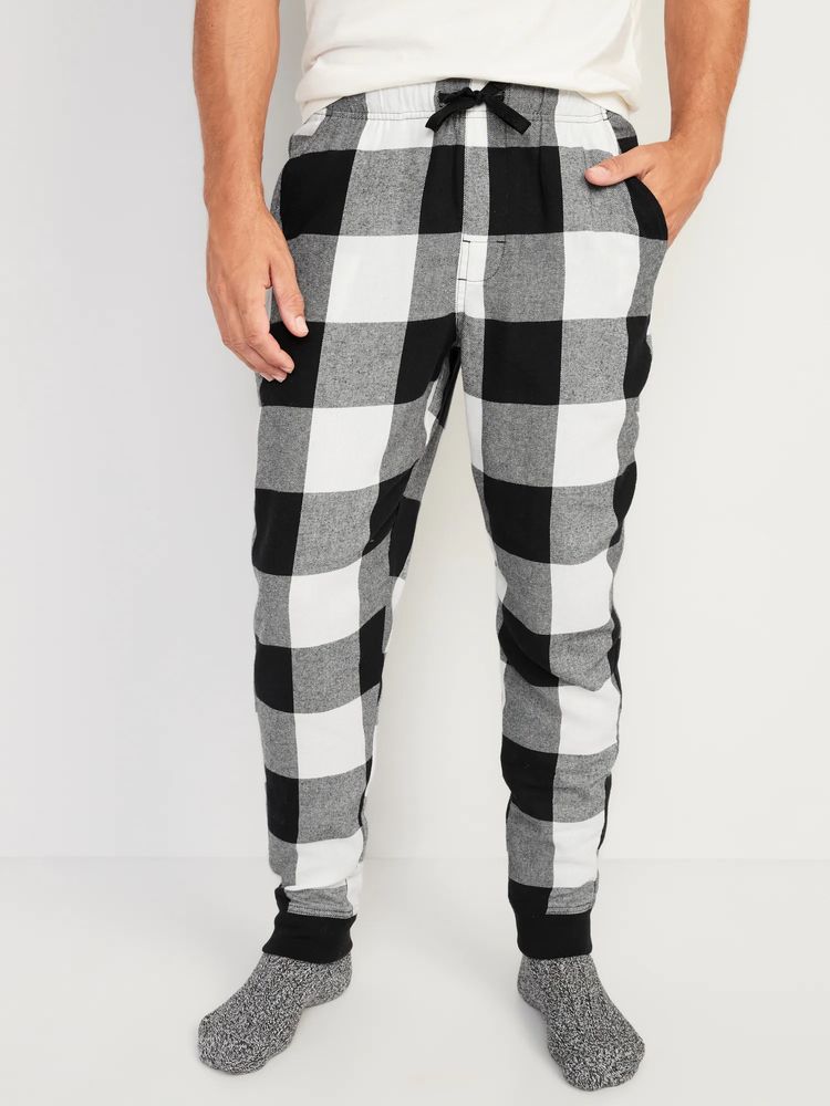 Old Navy - Matching Plaid Flannel Jogger Pajama Pants for Men red