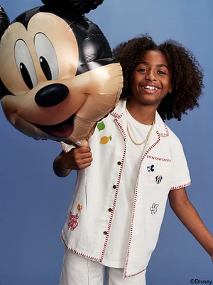 Old Navy x Disney inen-Blend Embroidered Pocket Shirt for Boys