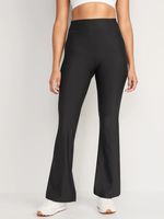 Extra High-Waisted PowerLite Lycra° ADAPTIV Cropped Pants for