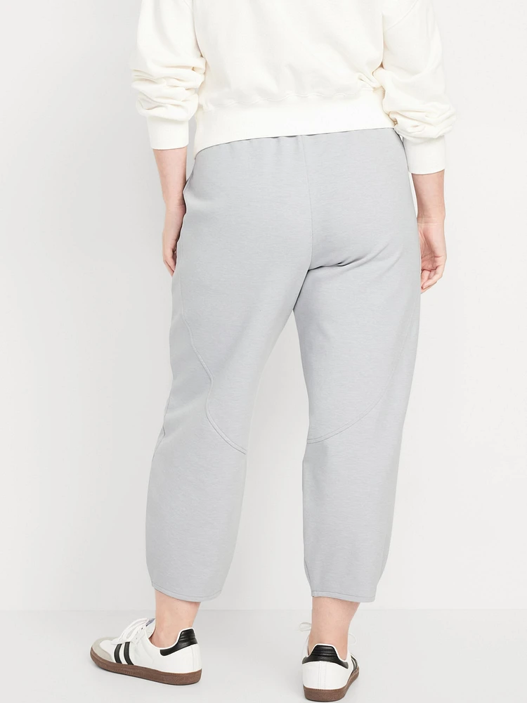 High-Waisted Dynamic Fleece Barrel-Leg Pants