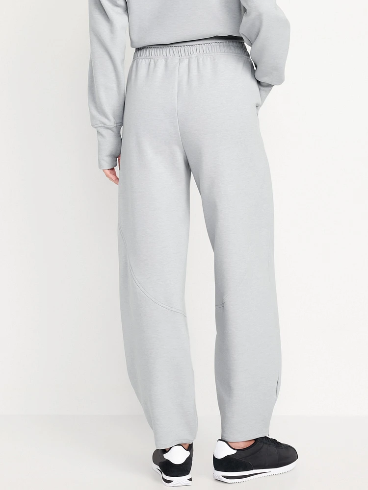 High-Waisted Dynamic Fleece Barrel-Leg Pants