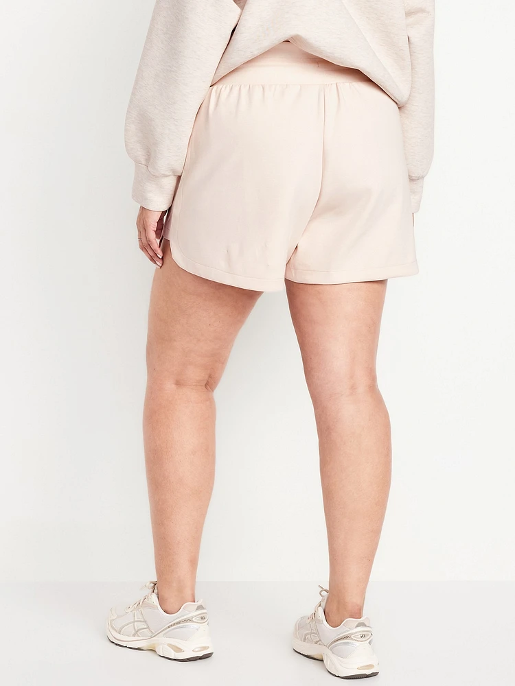 Extra High-Waisted Dynamic Fleece Shorts