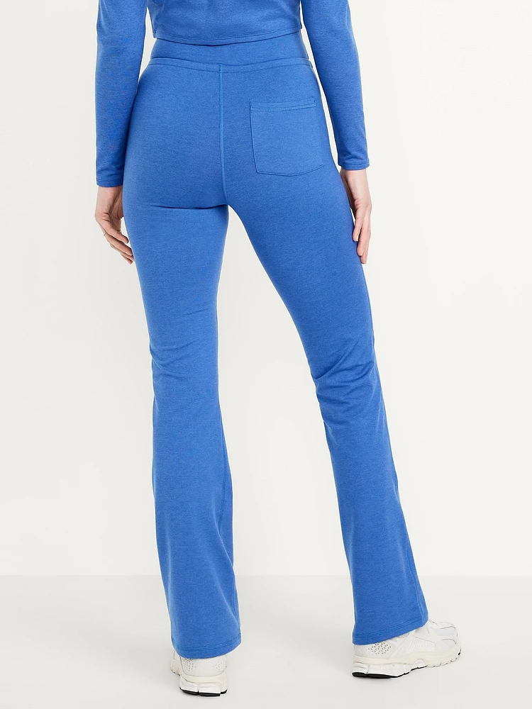 Extra High-Waisted CloudComfy Flare Leggings