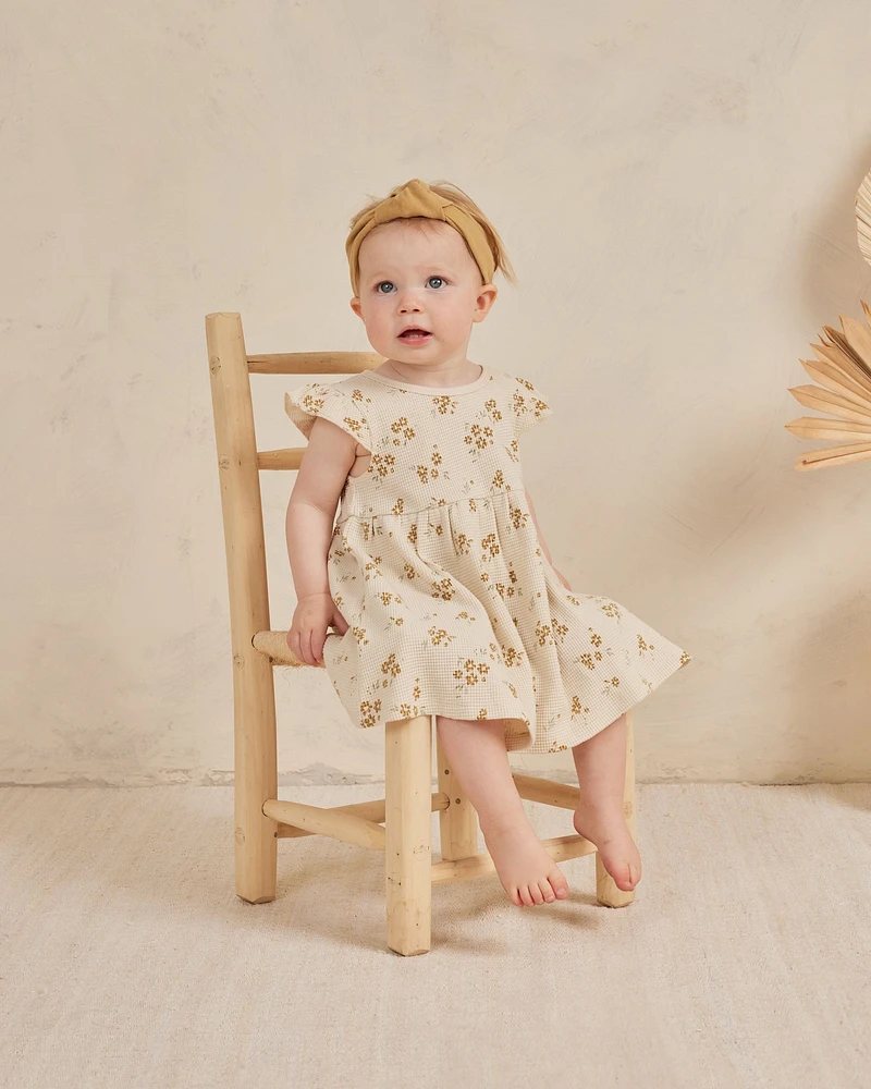 Honey Flower Flutter Sleeve Dress