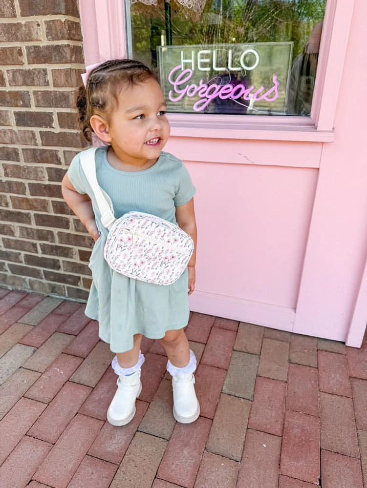 Daisy Field Belt Bag