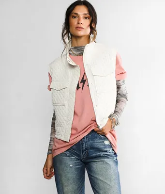 BKE Quilted Lightweight Cropped Vest