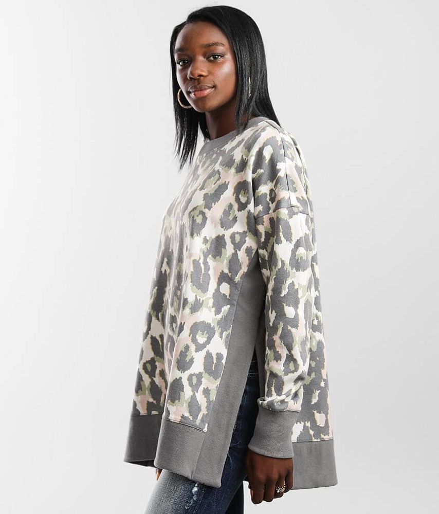 BKE Animal Print Pullover