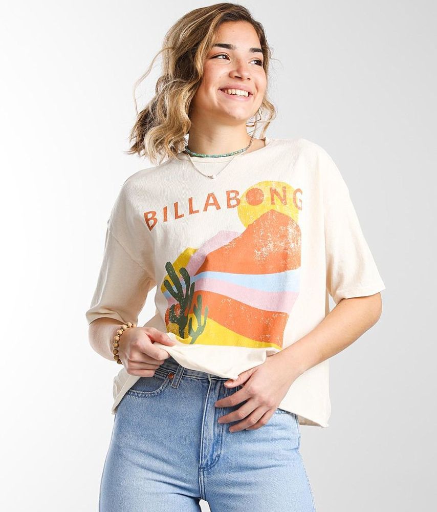 Hollister “SURF” womens t- shirts, size L